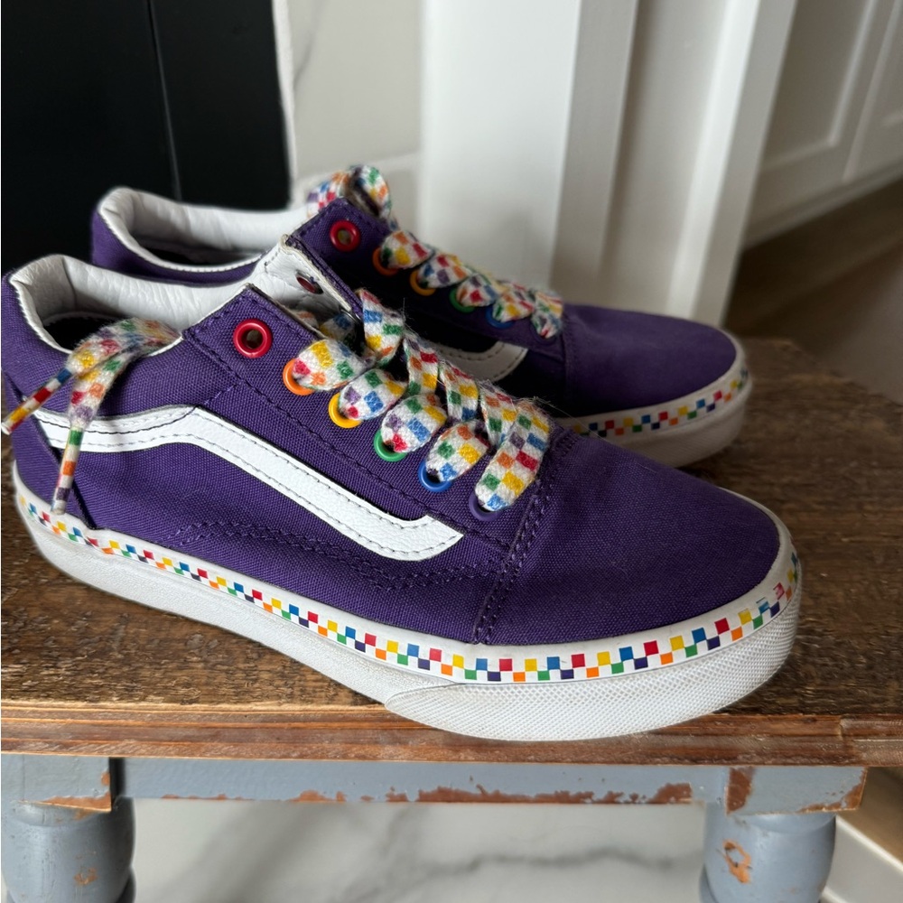 Vans Youth Size 2 Old Skool Rainbow Checkered Purple Sneakers